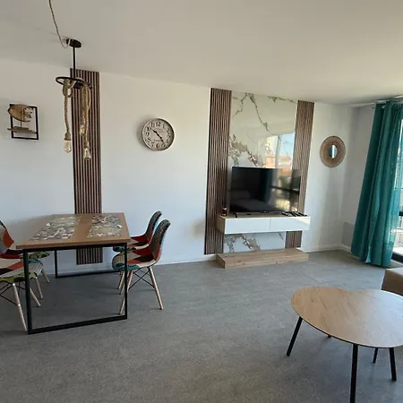 Alta Vista Apollonia Apartment